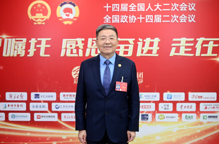 全国人大代表、中国工程院院士、九五至尊电子游戏药业董事长肖伟：开发中药“经典名方”，让“好方”变“好药”